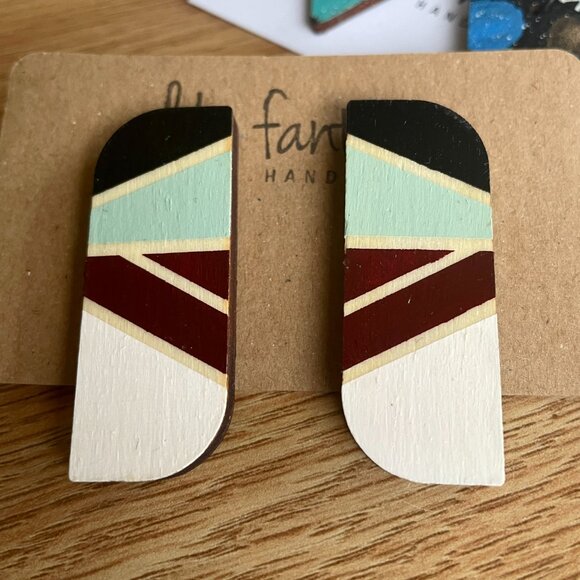 x2 Abstract Triangle and Tribal Wooden Modern Mountain Earrings Lightweight - Picture 4 of 9